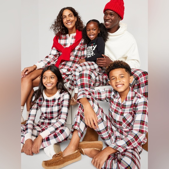 NEW OLD NAVY - Picture 3 of 4